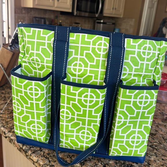 Scout Handbags - Scout Pocket Rocket multi-pocket zip tote in rare color/pattern